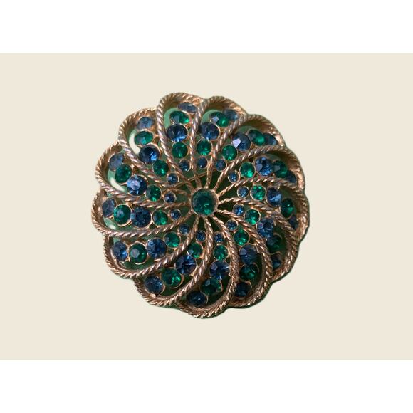 Vintage Blue & Green Rhinestone Spiral Brooch Gold-Tone Filigree Swirl Pin MCM - Picture 1 of 4